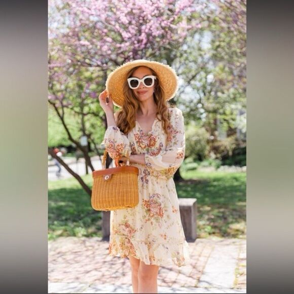 LC Lauren Conrad Dresses & Skirts - LC Lauren Conrad Floral Long Sleeve Dress XXL